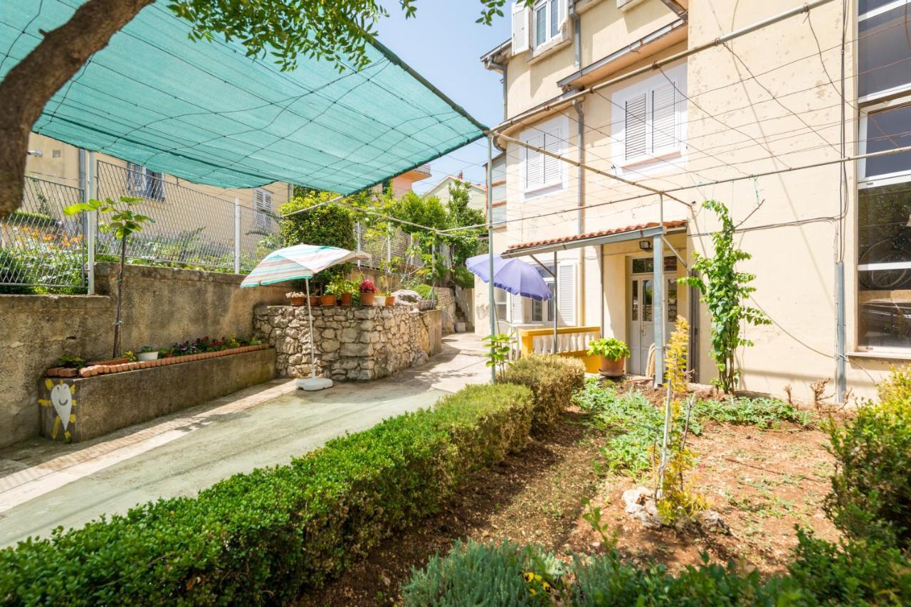 Petite Apartamento Split Exterior foto