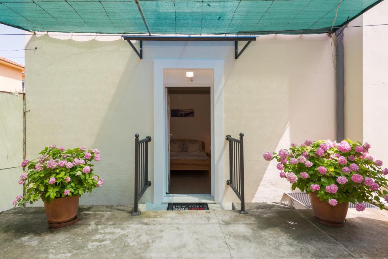 Petite Apartamento Split Exterior foto